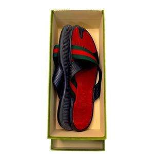 Gucci Slides FlipFlops Flats Sandals 🩴 Size 42